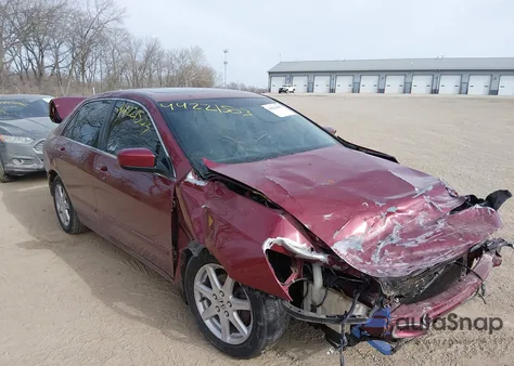 2004 Honda Accord 3.0 Ex z USA, uszkodzony, nr VIN 1HGCM66554A015876
